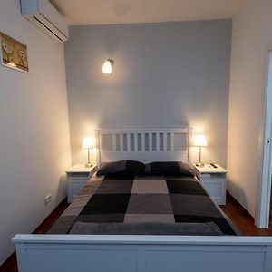 Suite184